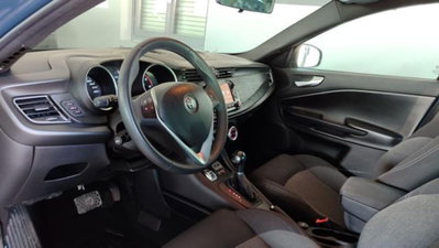Alfa Romeo Giulietta 1.6 JTDm Giulietta 120cv tct (5)