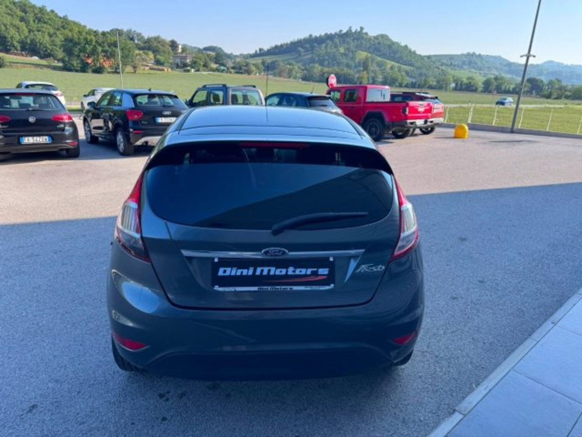 Ford Fiesta 1.4 5p. Bz.- GPL Titanium (6)