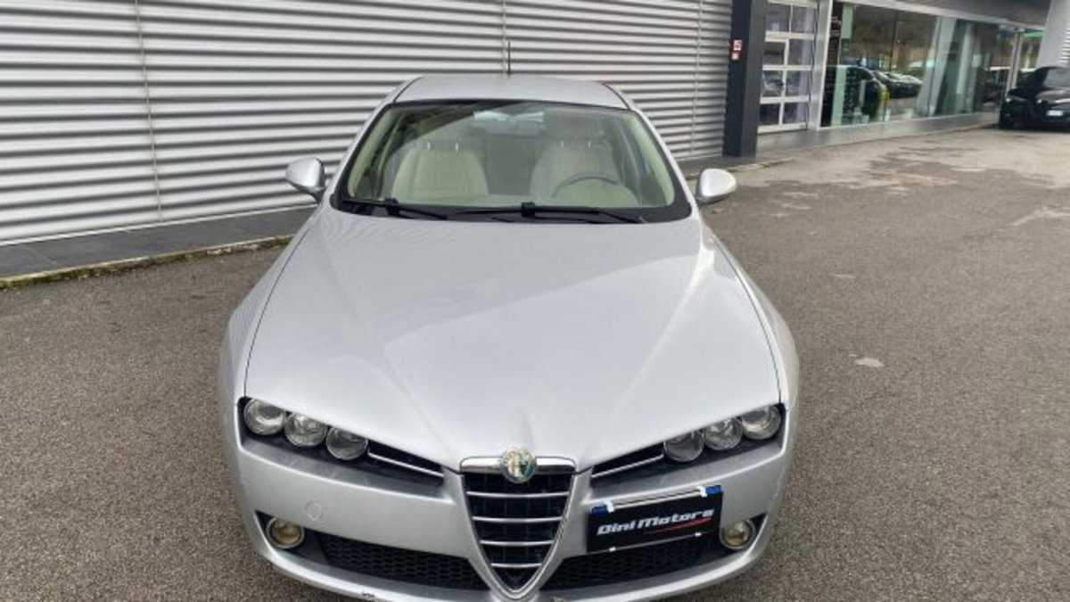 Alfa Romeo 159 SportWagon 1.9 JTDm 150CV Sportwagon Progression (2)