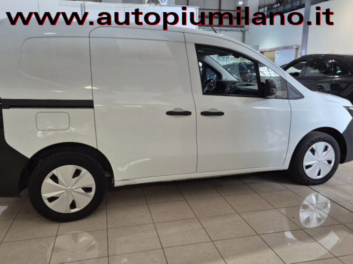 Nissan Townstar Van EV L1 122cv Acenta 22kWh (5)