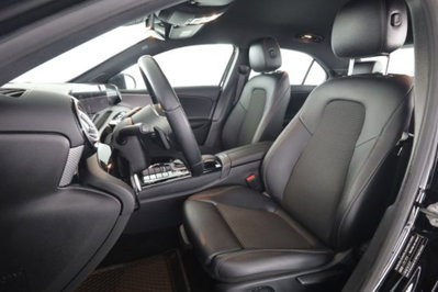 Mercedes-Benz Classe A Sedan 200 Automatic 4p. Sport (2)