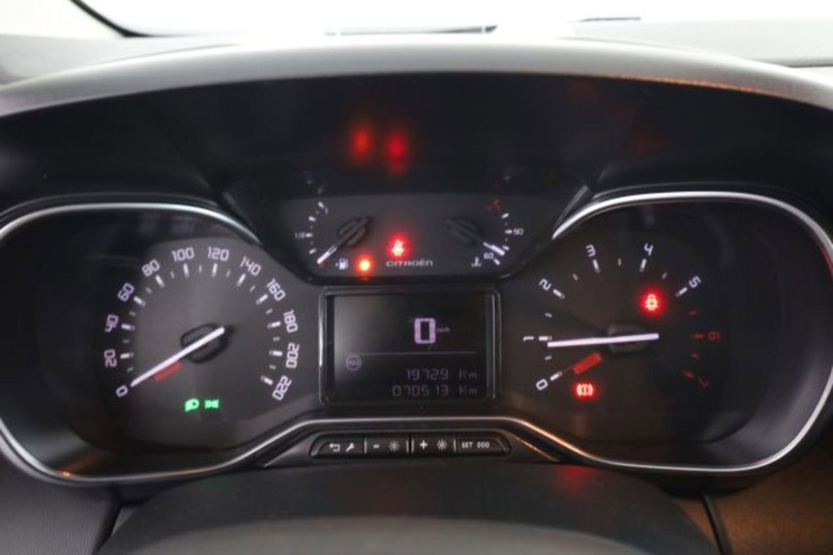 Citroen C3 Aircross 1.2 puretech Max s&s 110cv (7)