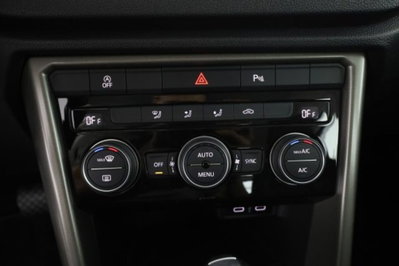 Volkswagen T-Roc 2.0 TDI SCR 150 CV DSG Business BlueMotion Technology (10)