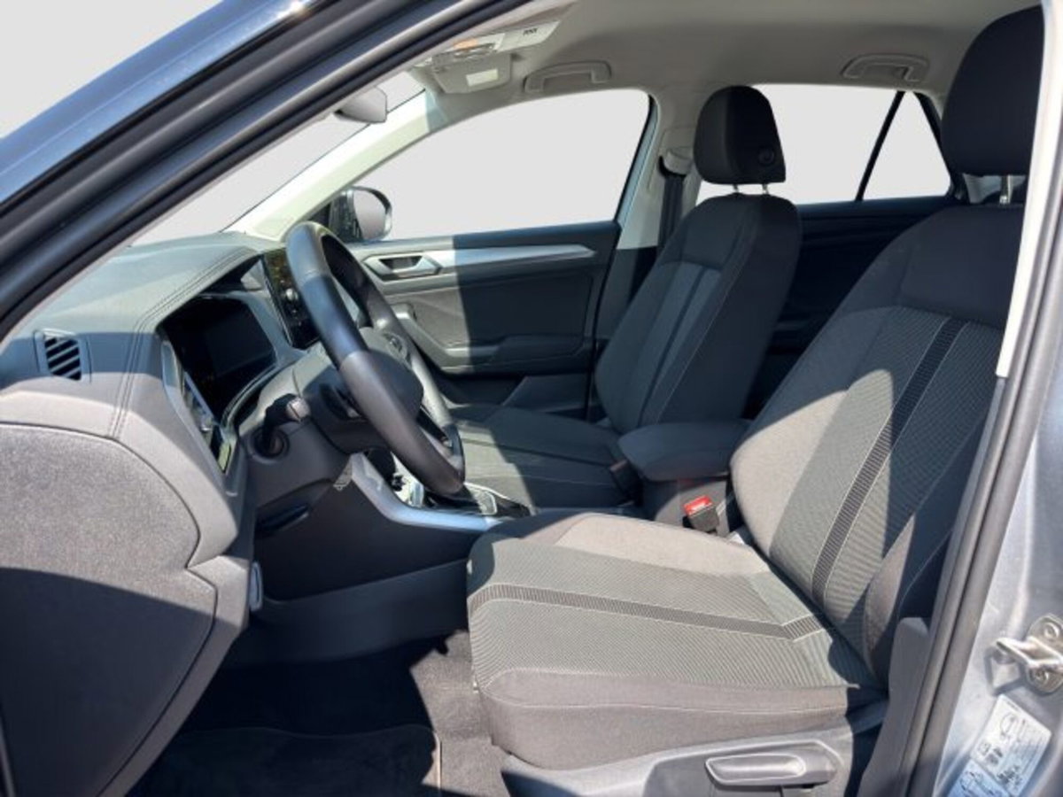 Volkswagen T-Roc 1.5 tsi Life dsg (10)