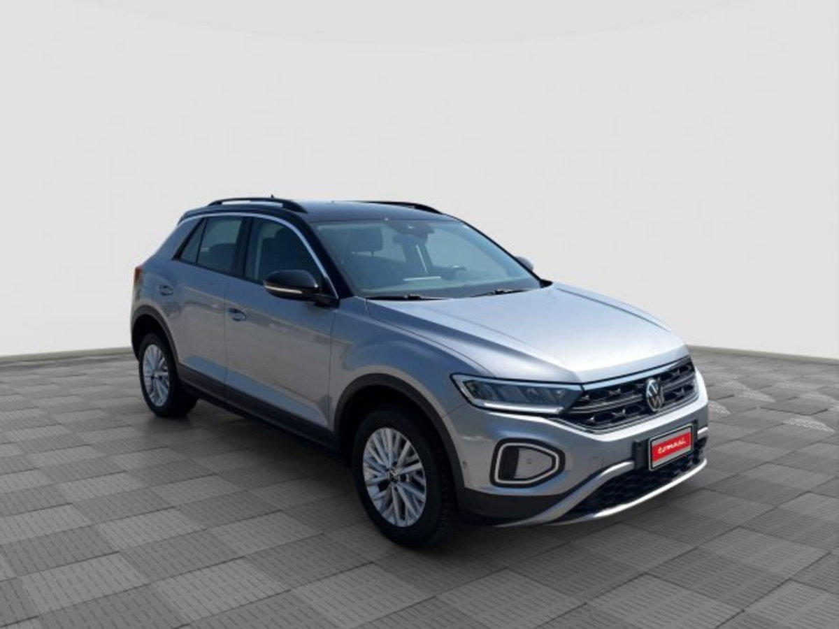 Volkswagen T-Roc 1.5 tsi Life dsg (7)