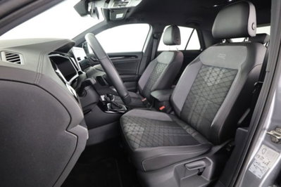 Volkswagen T-Roc 1.5 tsi R-Line dsg (2)