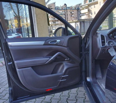 Porsche Cayenne 4.8 S (9)