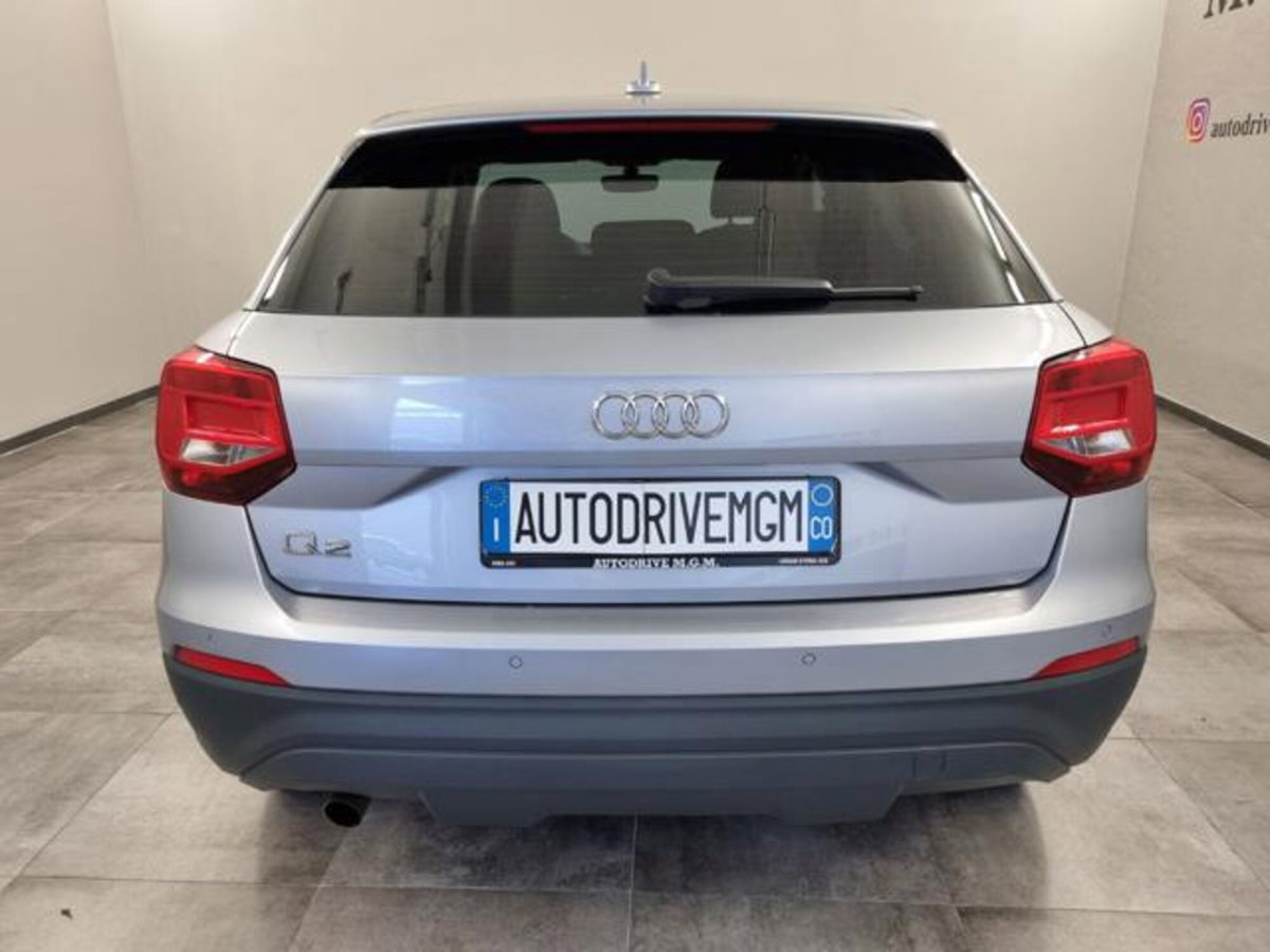 Audi Q2 Q2 1.0 TFSI Business (3)