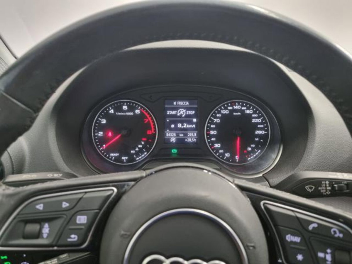 Audi Q2 Q2 1.0 TFSI Business (6)