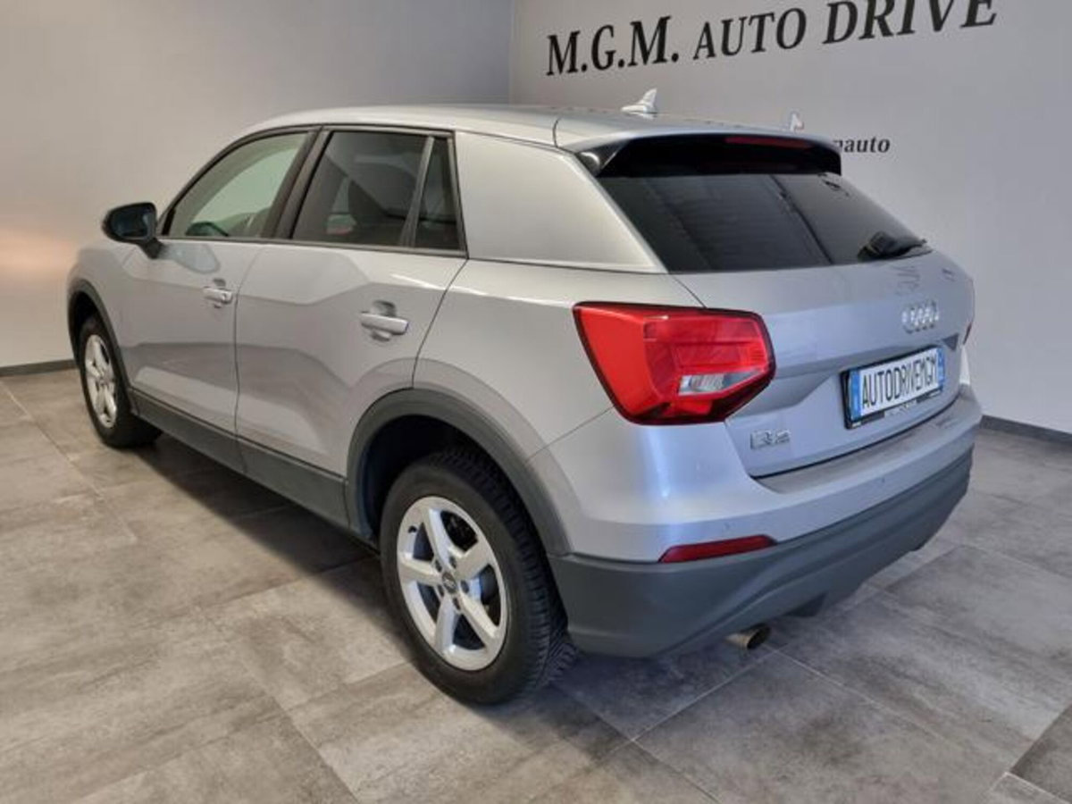 Audi Q2 Q2 1.0 TFSI Business (9)