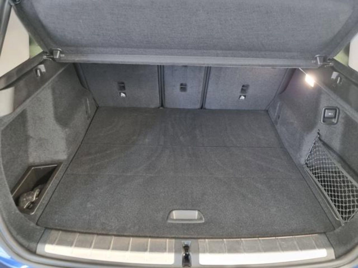 BMW X1 sDrive18d xLine Plus (14)