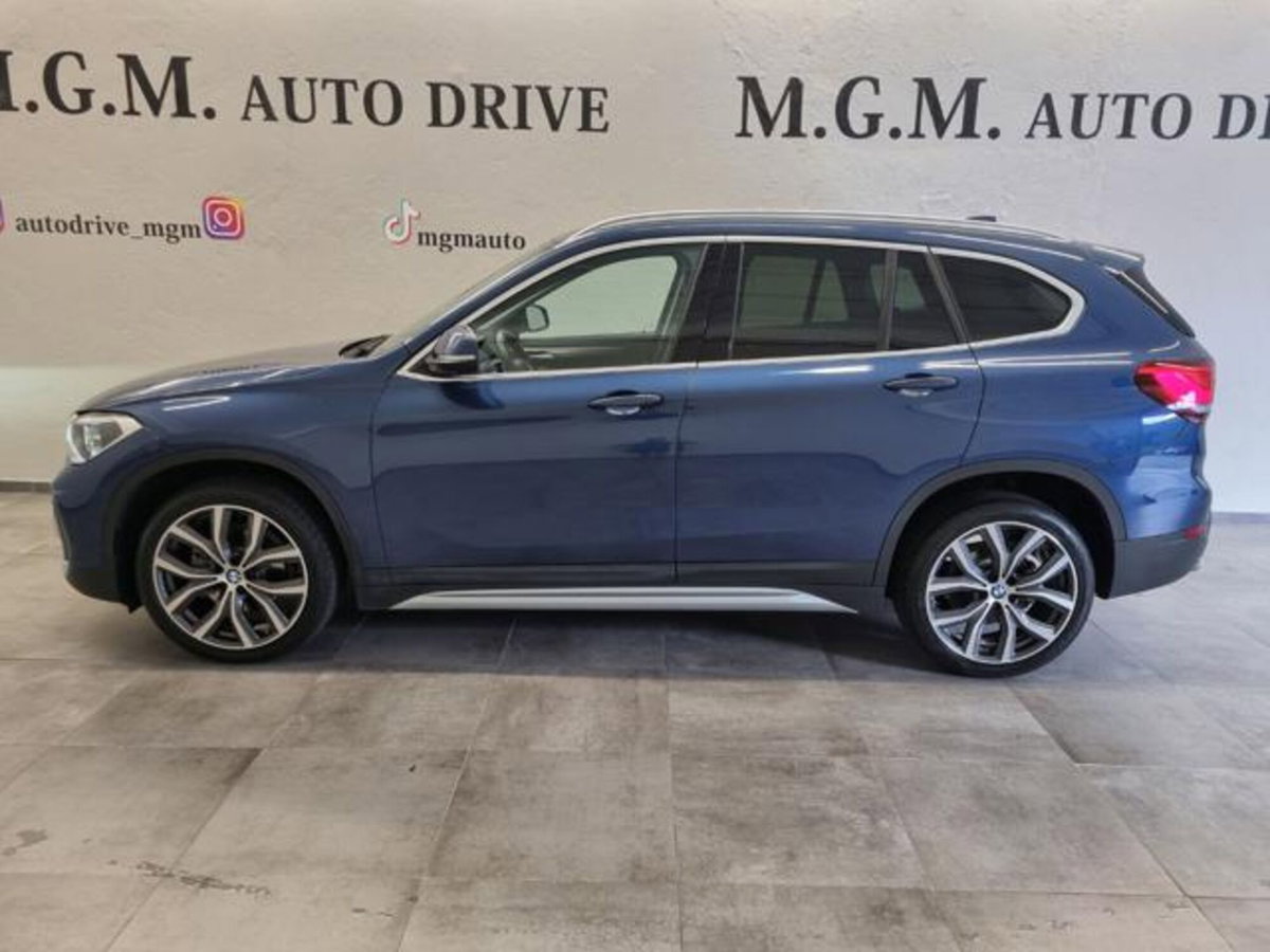 BMW X1 sDrive18d xLine Plus (2)