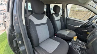 Dacia Duster 1.6 115CV Start&Stop 4x2 GPL Lauréate (4)