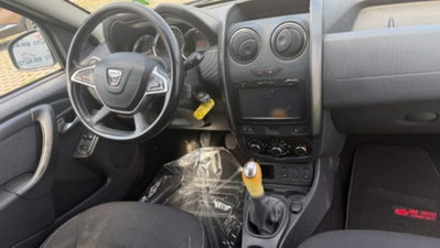 Dacia Duster 1.6 115CV Start&Stop 4x2 GPL Lauréate (6)