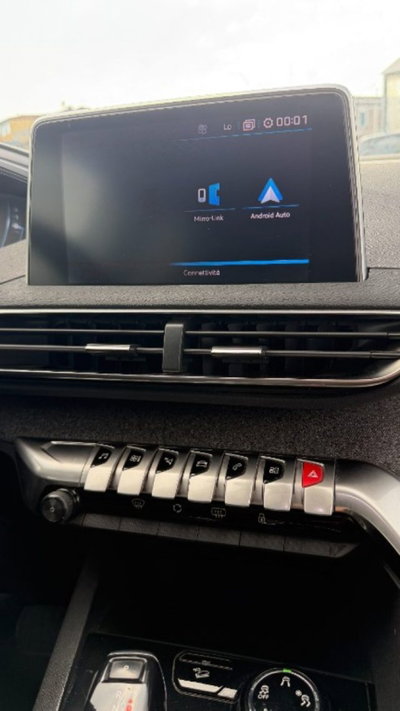 Peugeot 3008 BlueHDi 130 S&S Allure (9)