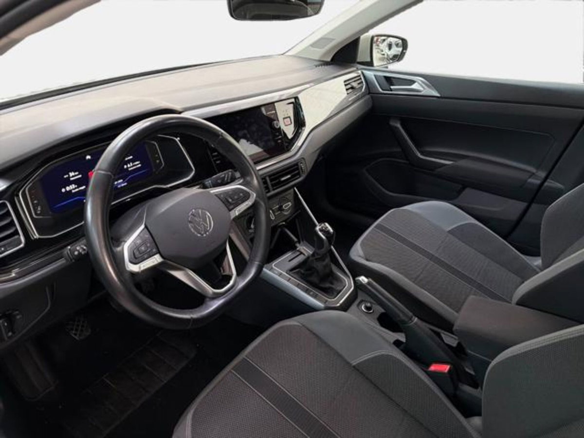 Volkswagen Polo 1.0 tsi Edition 95cv (7)