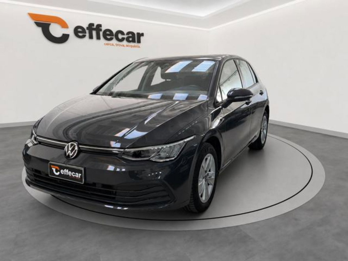 Volkswagen Golf 1.5 eTSI 130 CV EVO ACT DSG R-Line