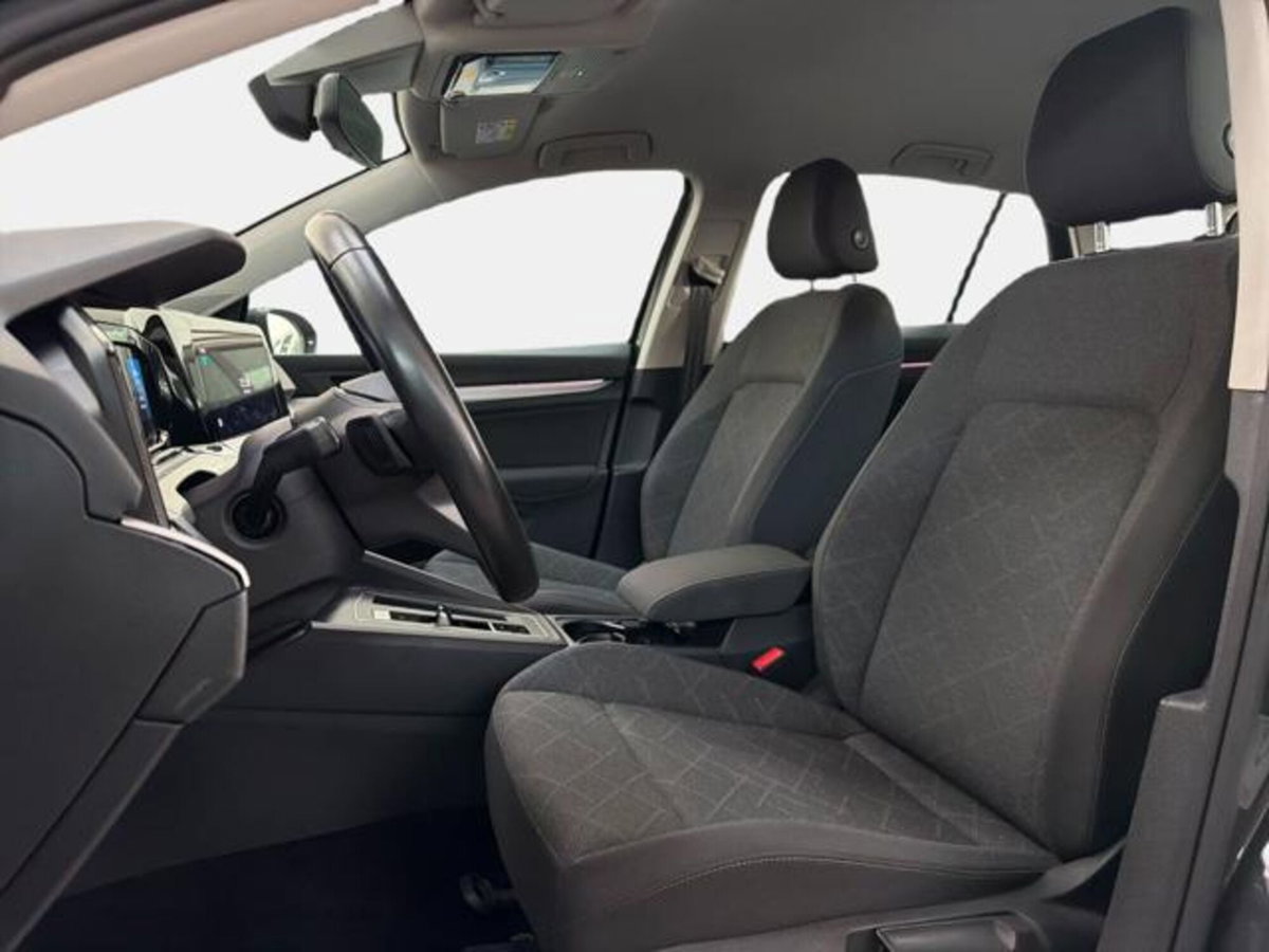 Volkswagen Golf 1.5 eTSI 130 CV EVO ACT DSG R-Line (12)