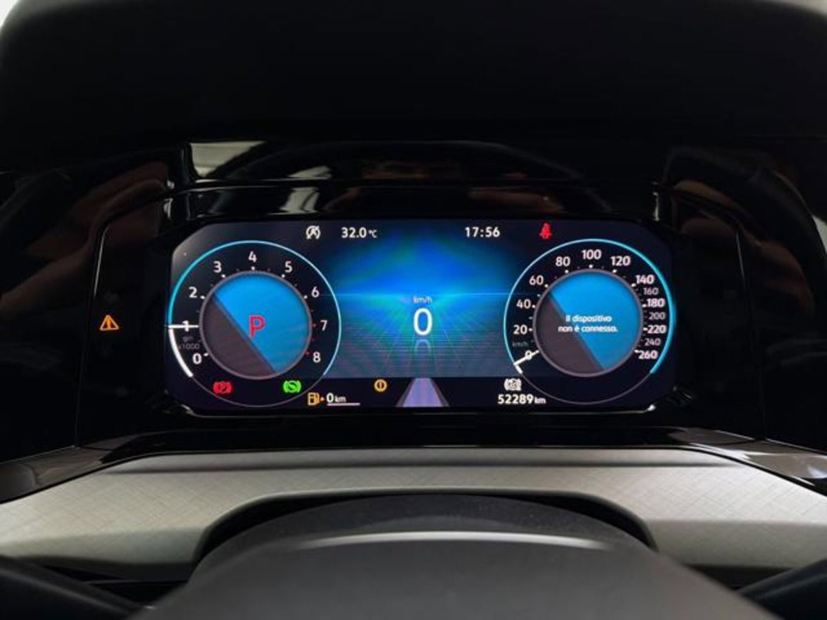Volkswagen Golf 1.5 eTSI 130 CV EVO ACT DSG R-Line (9)