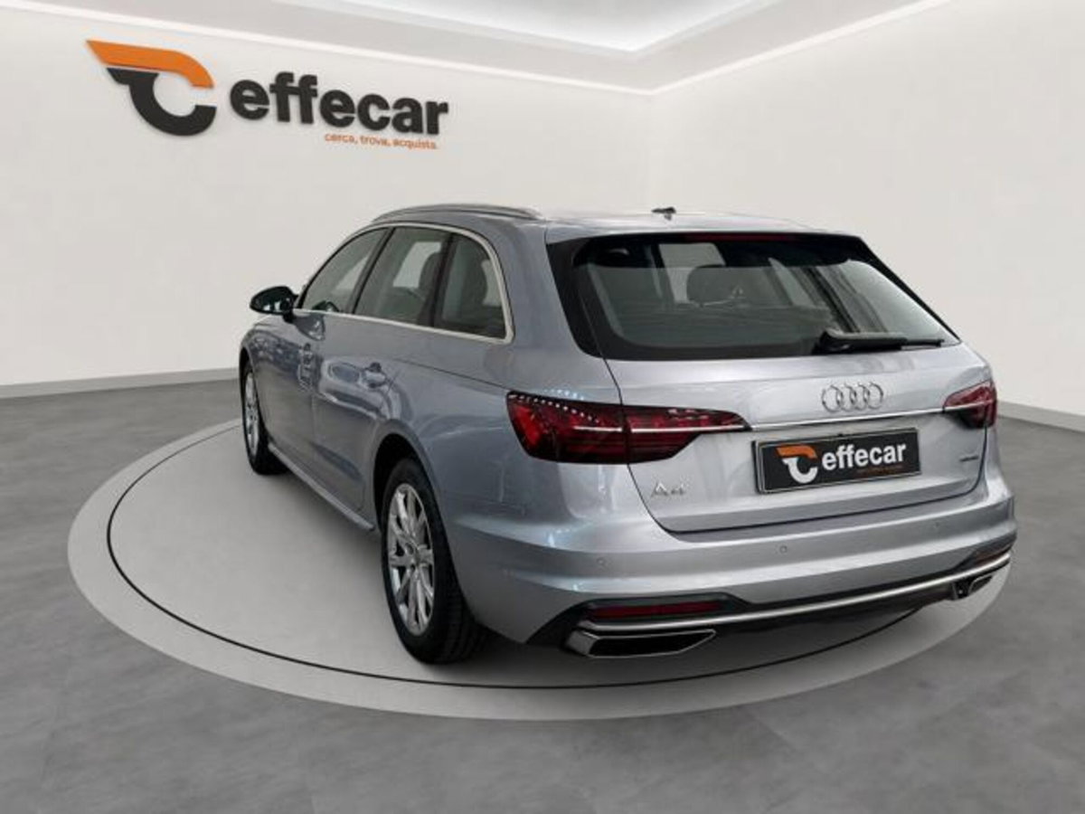 Audi A4 Avant 40 TDI quattro S tronic Business Advanced (4)