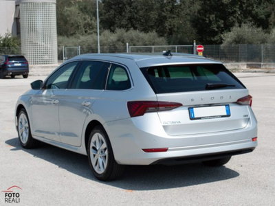 Skoda Octavia Station Wagon 1.5 G-TEC DSG Wagon Ambition (4)