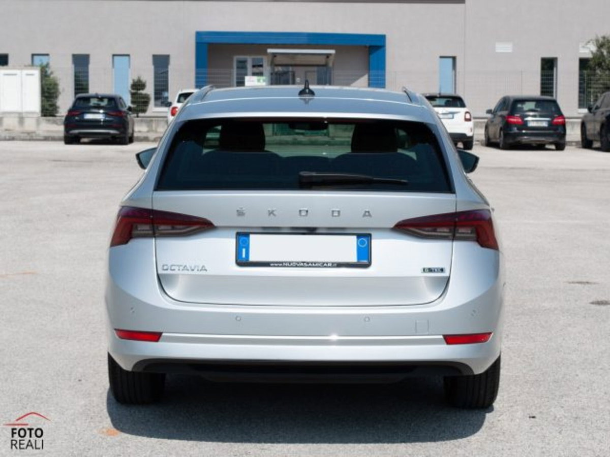 Skoda Octavia Station Wagon 1.5 G-TEC DSG Wagon Ambition (5)