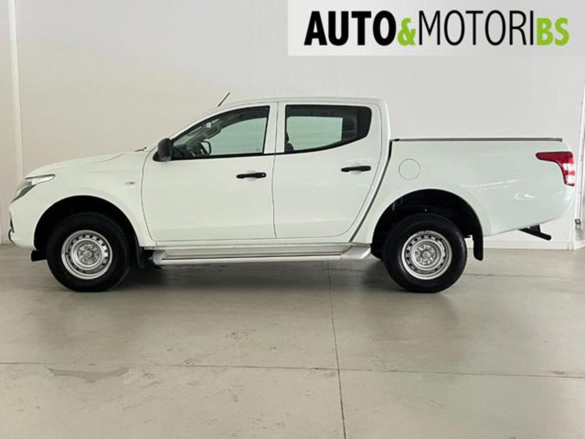 Fiat Fullback 2.4 150CV Doppia Cabina SX S&S (7)