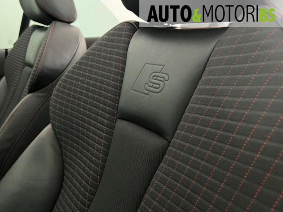 Audi S3 Cabrio 2.0 TFSI 300 CV quattro S tronic (15)