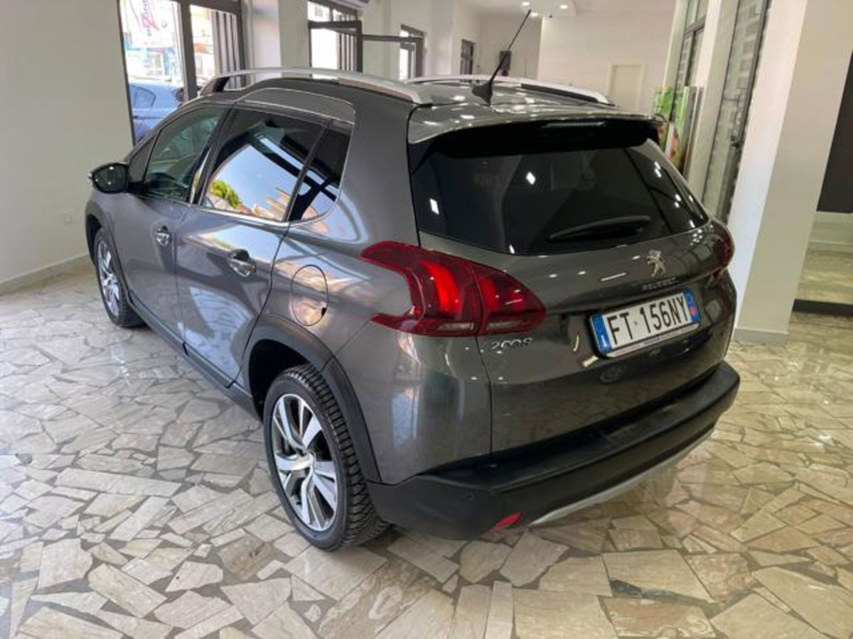 Peugeot 2008 BlueHDi 100 S&S Allure (5)