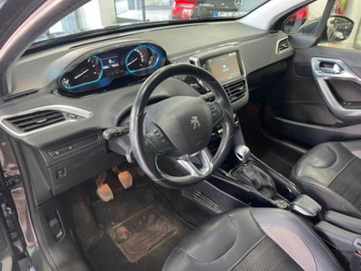 Peugeot 2008 BlueHDi 100 S&S Allure (7)