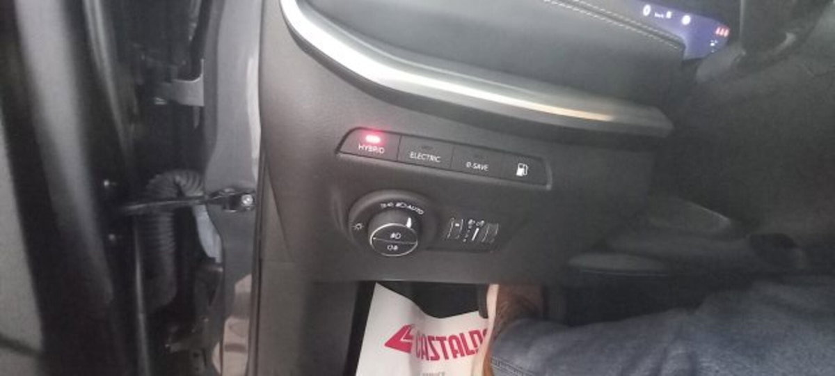 Jeep Compass 1.3 T4 190CV PHEV AT6 4xe 80° Anniversario (18)