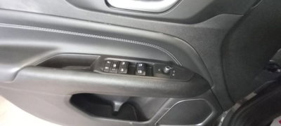 Jeep Compass 1.3 T4 190CV PHEV AT6 4xe 80° Anniversario (19)