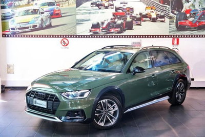 Audi A4 Allroad Allroad 40 2.0 tdi mhev Identity Contrast quattro 204cv s-tronic usata