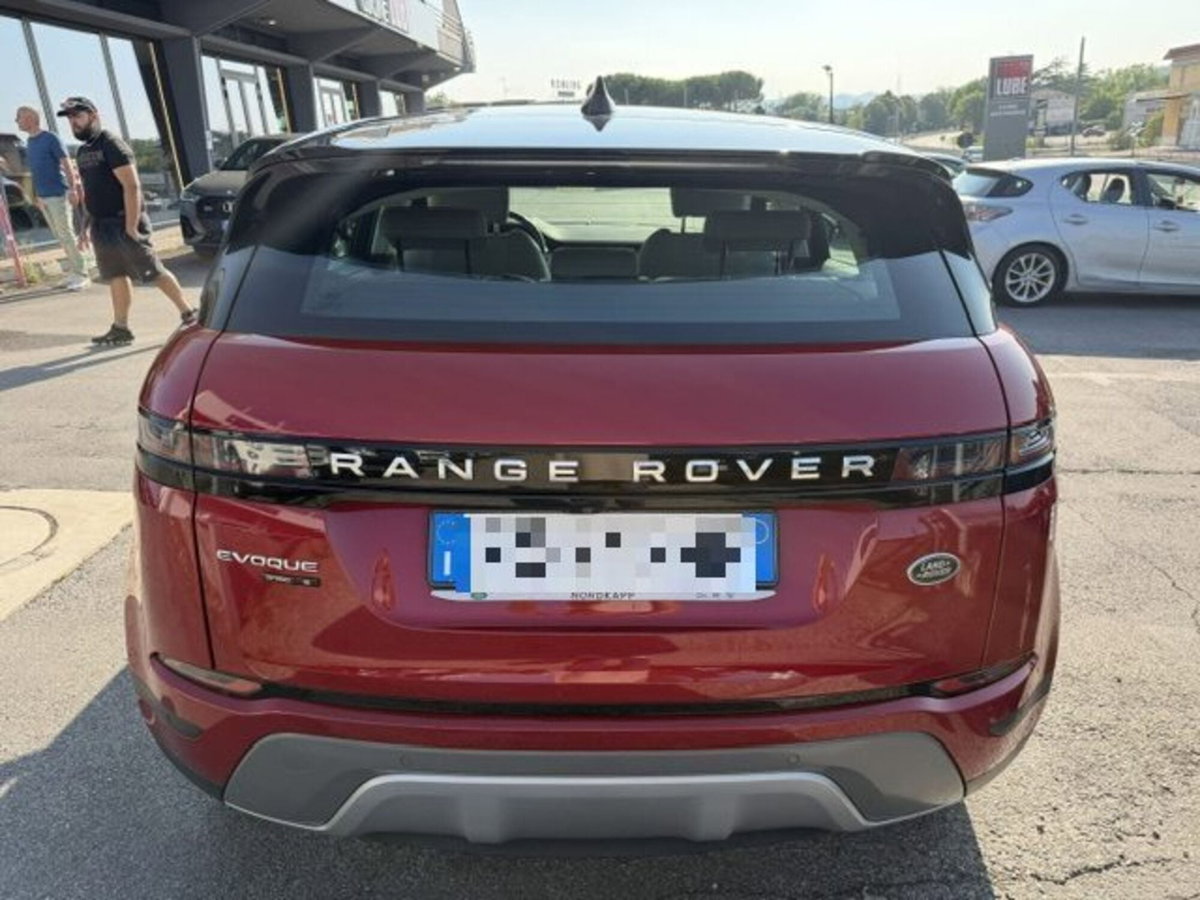 Land Rover Range Rover Evoque 2.0D I4 150CV AWD Business Edition (4)