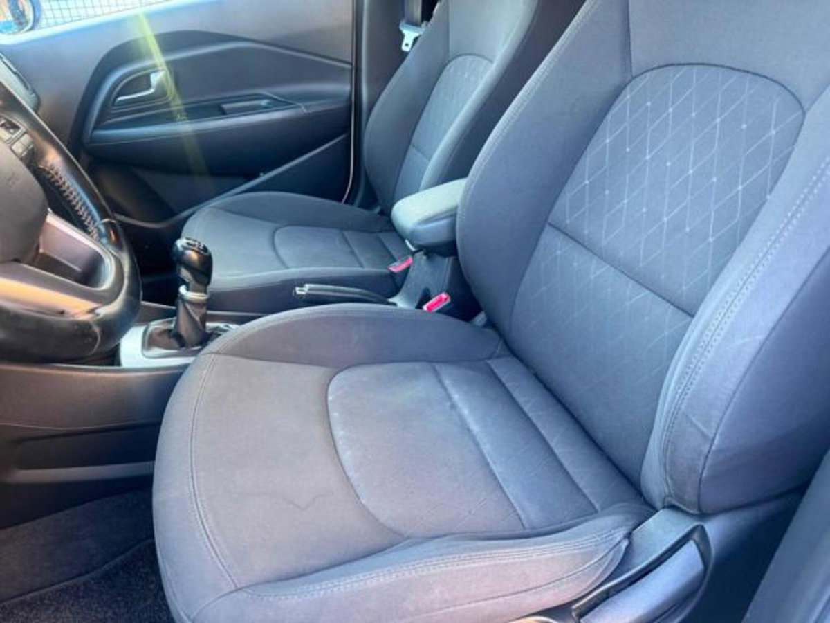 Kia Rio 1.4 CRDi 5p. Cool Collection (10)