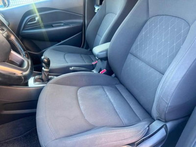 Kia Rio 1.4 CRDi 5p. Cool Collection (10)
