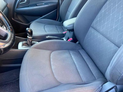 Kia Rio 1.4 CRDi 5p. Cool Collection (16)