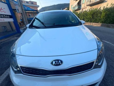 Kia Rio 1.4 CRDi 5p. Cool Collection (2)