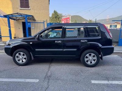 Nissan X-Trail 2.2 dCi Elegance (4)