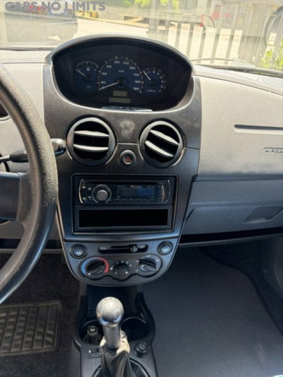Chevrolet Matiz 800 SE Chic (4)