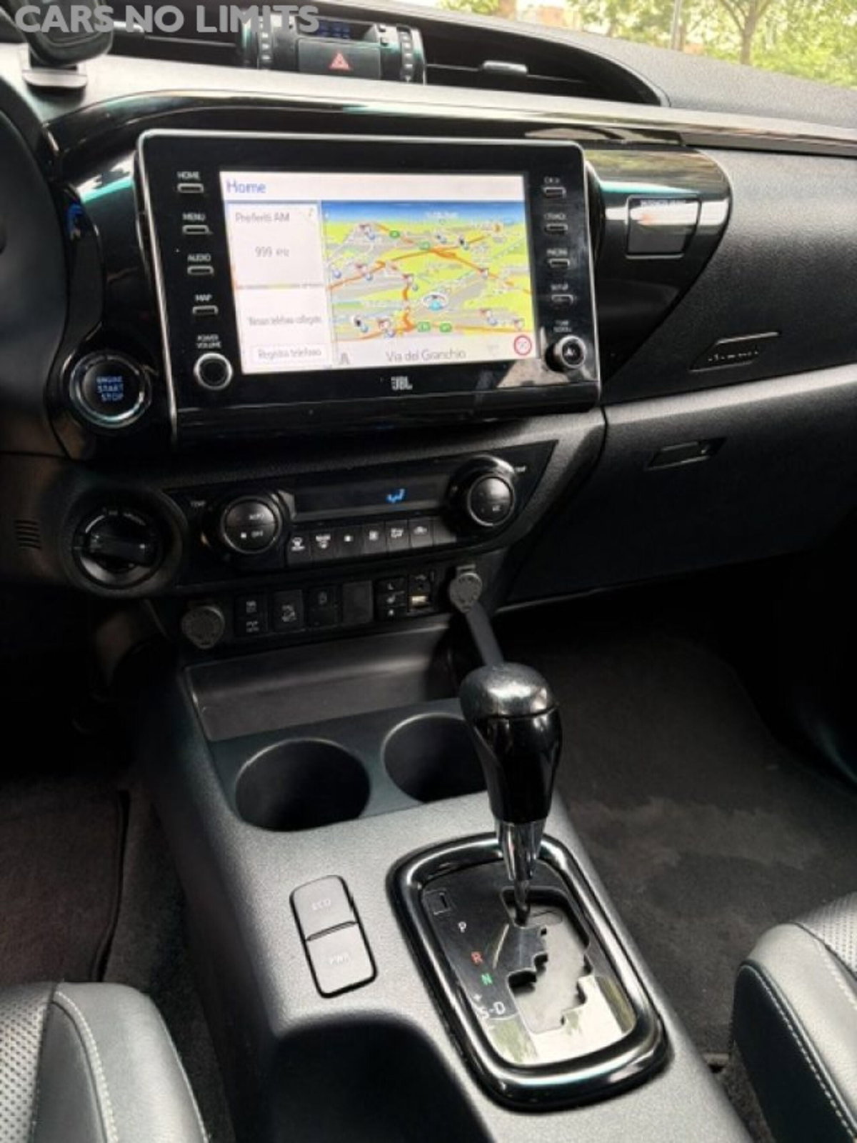 Toyota Hilux 2.D-4D A/T 4WD porte Double Cab Invincible (10)