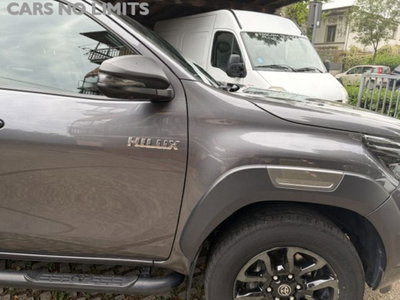 Toyota Hilux 2.D-4D A/T 4WD porte Double Cab Invincible (15)