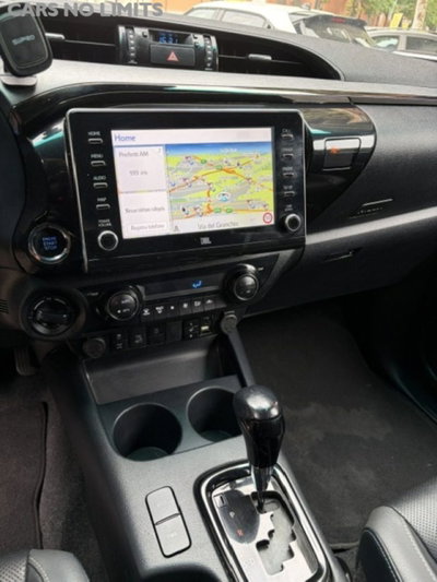 Toyota Hilux 2.D-4D A/T 4WD porte Double Cab Invincible (6)