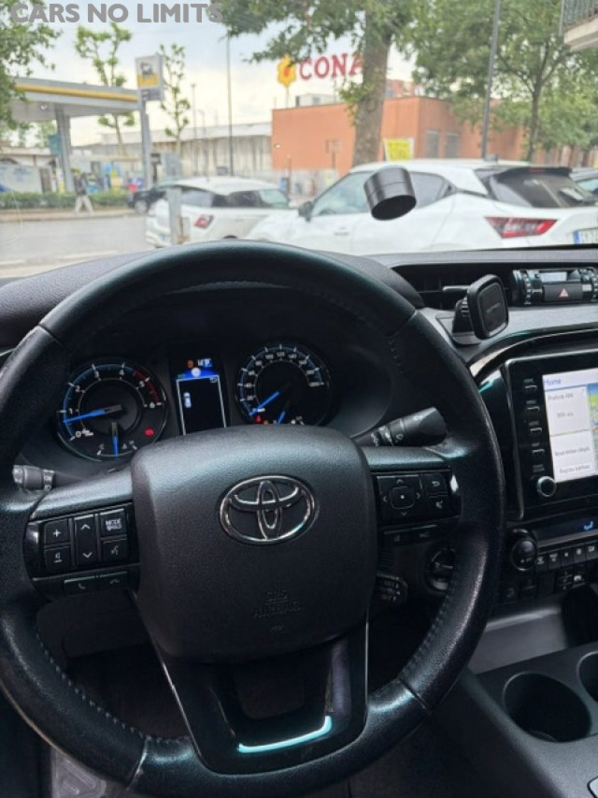 Toyota Hilux 2.D-4D A/T 4WD porte Double Cab Invincible (9)