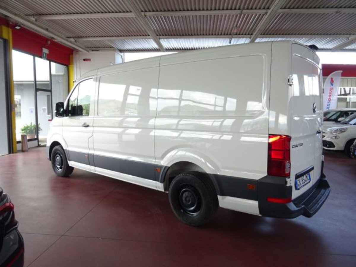 Volkswagen Veicoli Commerciali Crafter Furgone 30 2.0 TDI 140CV PM-TM Furgone Business (2)
