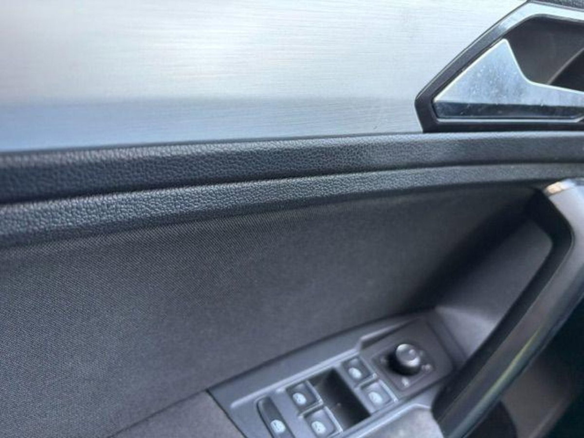 Volkswagen Tiguan 2.0 TDI SCR 4MOTION Style BlueMotion Technology (4)