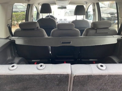 Volkswagen Touran 1.6 TDI Trendline (11)