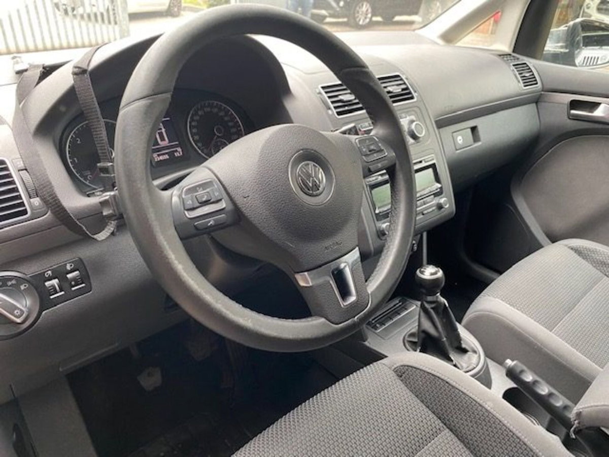 Volkswagen Touran 1.6 TDI Trendline (3)