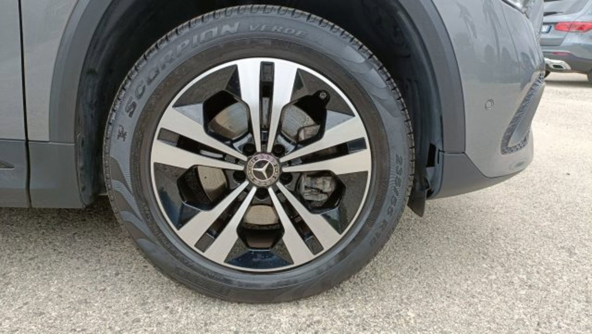 Mercedes-Benz GLA SUV 200 d Automatic Sport Plus (10)