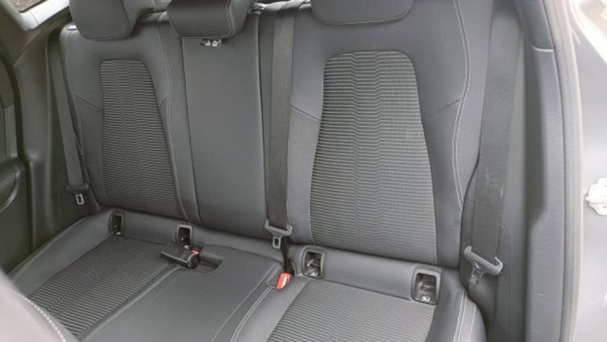 Mercedes-Benz GLA SUV 200 d Automatic Sport Plus (13)
